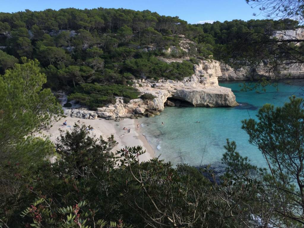 Minorque privee cala mitjana